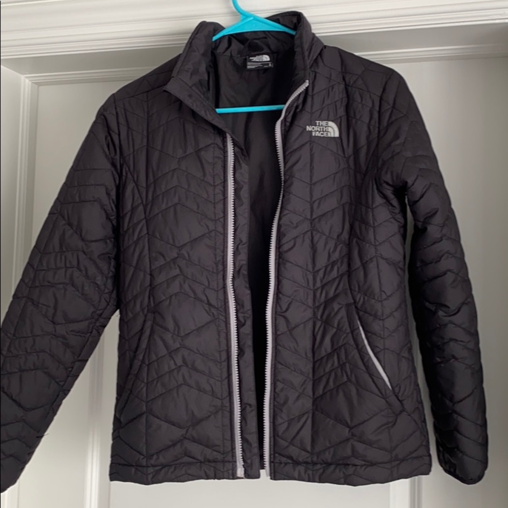 Lightweight quilted Northface jacket